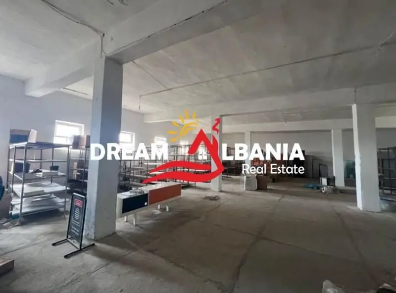 Magazinë me qera në Rruga e Arbërit, Tiranë, 800 m²