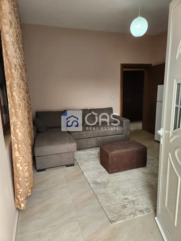 Appartamento 1+1 in affitto a Square 21, Tirana, 55 m²