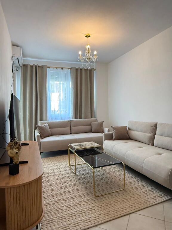 Apartament 2+1 me qera në Kompleksi Magnet, Tiranë, 90 m². Foto 3 nga 3