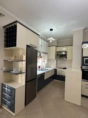 Apartament 1+1 me qera në Rruga e Bogdanëve, Tiranë, 61 m². Foto 3 nga 4