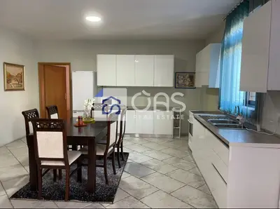 Appartamento 2+1 in affitto a Pazari i Ri, Tirana, 140 m². Foto 2 di 6