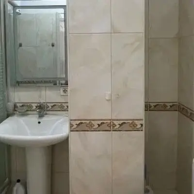 Apartment 1+1 for rent in Rruga Him Kolli, Tirana, 70 m². Photo 4 of 4