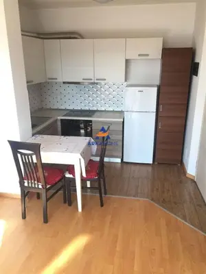 Appartamento 1+1 in affitto a Rruga Xhanfize Keko, Tirana, 60 m². Foto 5 di 9