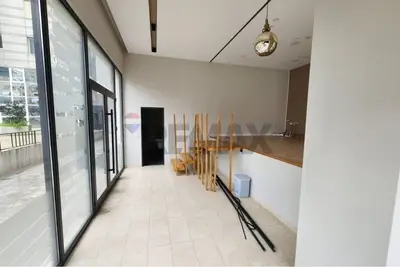 Locale in affitto a Rruga Haxhi Dalliu, Tirana, 54 m². Foto 3 di 3