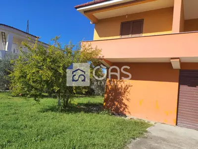 Shtëpi private me qera në Institut, Kamëz, 120 m². Foto 2 nga 5