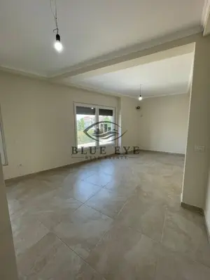 Commercial space for rent in Qendër, Durrës, 70 m². Photo 2 of 5