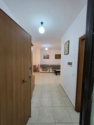 Appartamento 1+1 in affitto a Bulevardi Zogu I, Tirana, 70 m². Foto 2 di 11