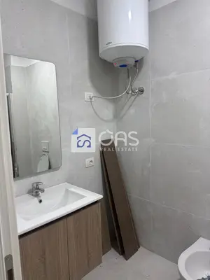 Apartament 1+1 me qera në Laprakë, Tiranë, 70 m². Foto 7 nga 10