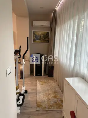Apartament 2+1 me qera në Komuna e Parisit, Tiranë, 100 m². Foto 3 nga 9