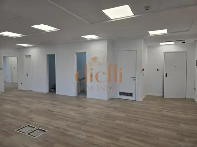 Zyrë me qera në Bulevardi Deshmoret e Kombit, Tiranë, 118 m². Foto 10 nga 10