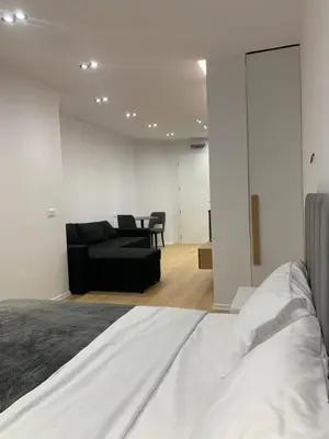 Stanza in affitto a Rruga e Durrësit, Tirana, 100 m². Foto 1 di 3