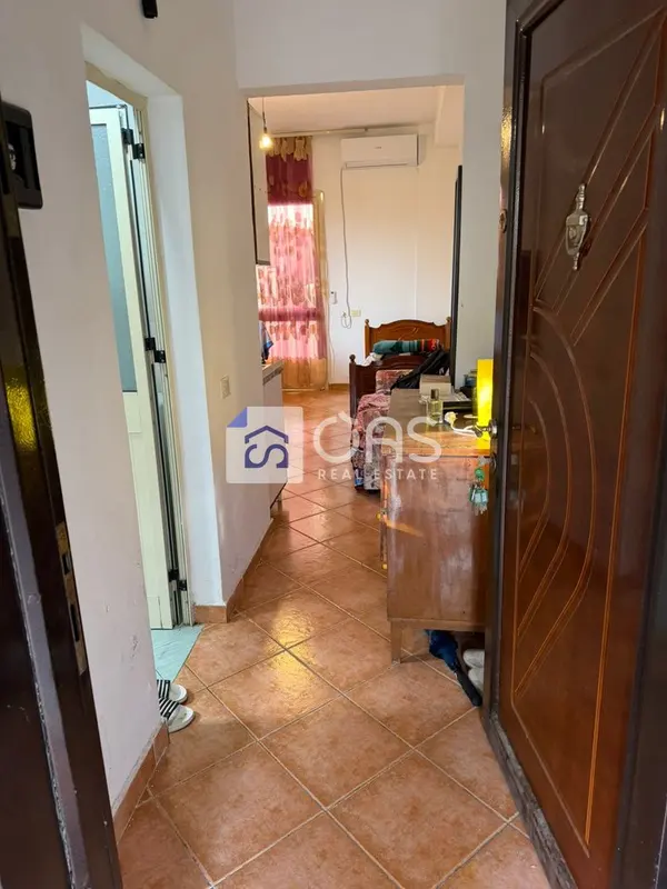 Monolocale in affitto a 5 maj, Tirana, 35 m²