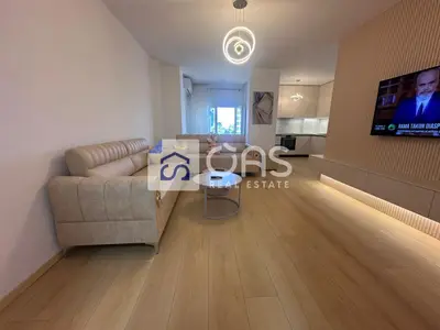 Apartament 2+1 me qera në Rruga e Elbasanit, Tiranë, 110 m². Foto 2 nga 12