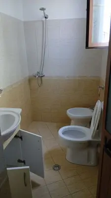 Villa 2+1 for rent in Sauk, Tirana, 100 m². Photo 7 of 8
