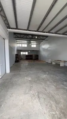 Zyrë me qera në Autostrada Tirane - Durres, Tiranë, 600 m². Foto 3 nga 5