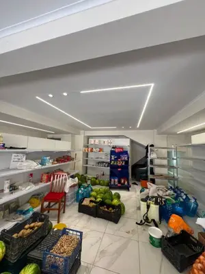 Negozio in affitto a Rruga Jahja Ballhysa, Durazzo, 140 m². Foto 7 di 9