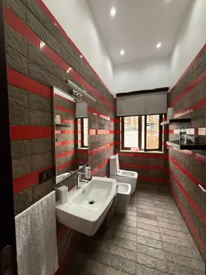 Apartament 2+1 me qera në Rruga e Barrikadave, Tiranë, 120 m². Foto 4 nga 10