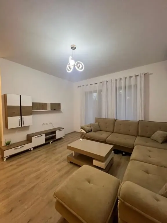 Apartament 2+1 me qera në Green City, Tiranë, 105 m²