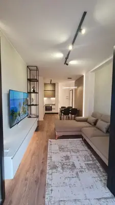 Apartment 1+1 for rent in 21 Dhjetori, Tirana, 70 m². Photo 4 of 10