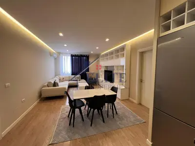 Apartment 3+1 for rent in Kompleksi Panorama, Tirana, 130 m². Photo 4 of 12