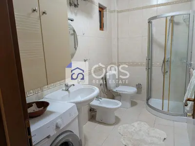 Apartment 1+1 for rent in Toptani, Tirana, 70 m². Photo 5 of 5