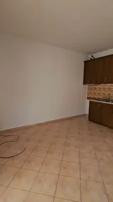 Appartamento 1+1 in affitto a Fresku, Tirana, 75 m². Foto 7 di 11