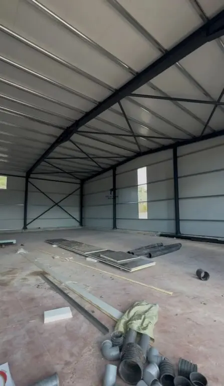 Magazzino in affitto ad Autostrada Tirane - Durres, Tirana, 1.200 m²