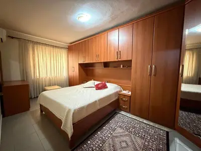 Appartamento 2+1 in affitto a Brryli, Tirana, 80 m². Foto 5 di 7