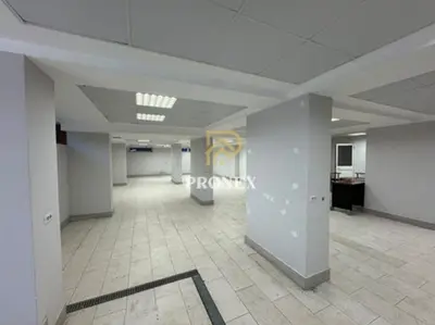Commercial space for rent in Rruga Hysen Kertusha, Durrës, 342 m². Photo 10 of 12