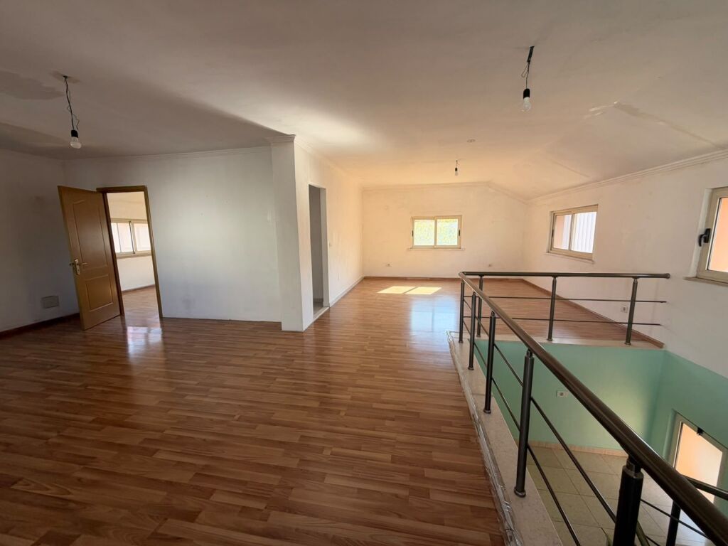 Vilë me qera në Kodra e Priftit, Tiranë, 770 m². Foto 3 nga 3