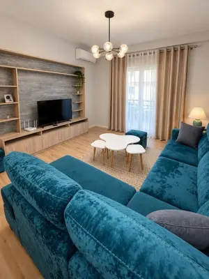 Apartament 2+1 me qera në Golden Park, Tiranë, 95 m². Foto 2 nga 8