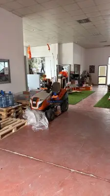 Magazinë me qera në Rinas, Tiranë, 500 m². Foto 3 nga 5
