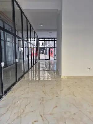 Locale commerciale in affitto a Rruga Babë Rexha, Tirana, 80 m². Foto 4 di 5