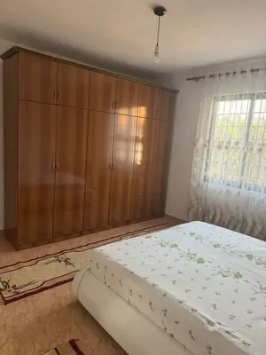 Shtëpi private 2+1 me qera në Rruga 5 Maji, Tiranë, 100 m². Foto 5 nga 6