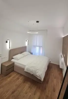 Apartment 1+1 for rent in 21 Dhjetori, Tirana, 70 m². Photo 9 of 10