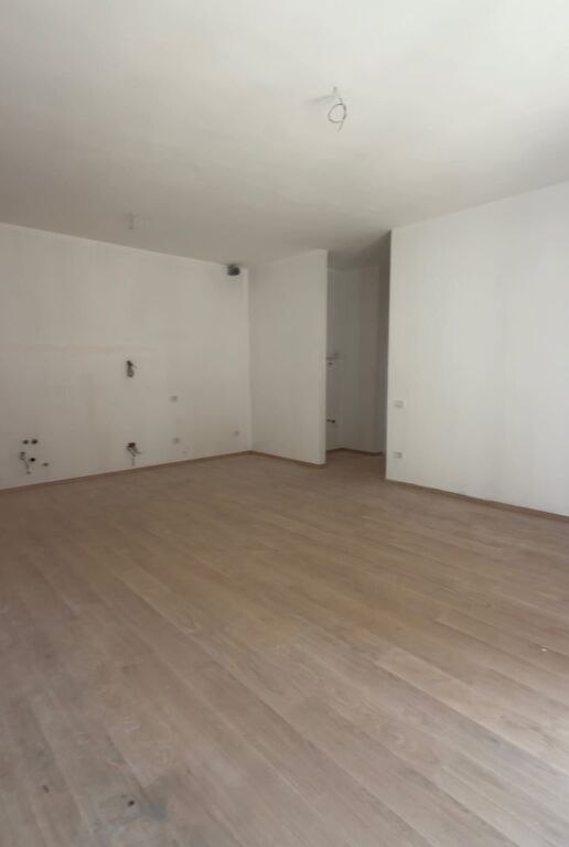 Appartamento 2+1 in affitto a Kompleksi Delijorgji, Tirana, 114 m². Foto 3 di 3