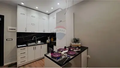 Apartment 1+1 for rent in Rruga Gjergj Arianiti, Vlorë, 90 m². Photo 5 of 12