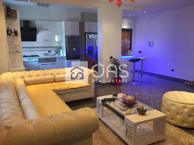 Apartament 2+1 me qera në Komuna e Parisit, Tiranë, 125 m². Foto 3 nga 7