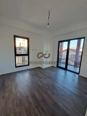 Negozio in affitto a Rruga e Kavajës, Tirana, 103 m². Foto 3 di 4