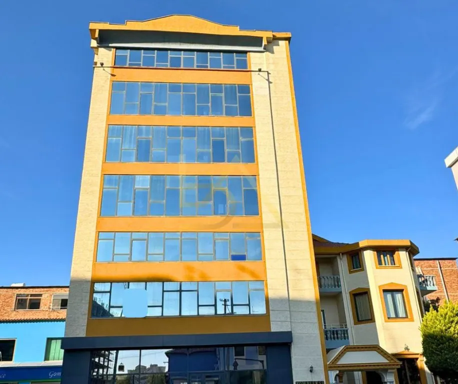 Zyrë me qera në Rruga Myslym Keta, Tiranë, 1 200 m². Foto 1 nga 10