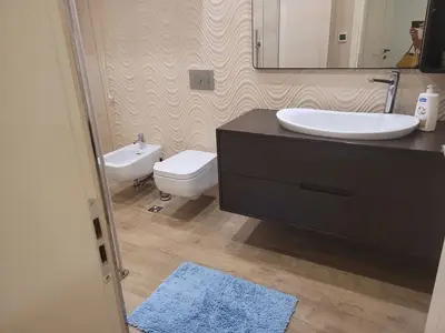 Appartamento 4+1 in affitto a Rruga Janos Hunyadi, Tirana, 150 m². Foto 5 di 12