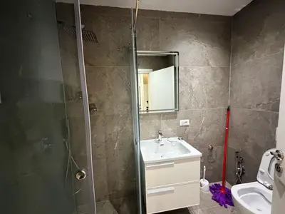 Apartment 1+1 for rent in Rruga Liman Kaba, Tirana, 85 m². Photo 6 of 7