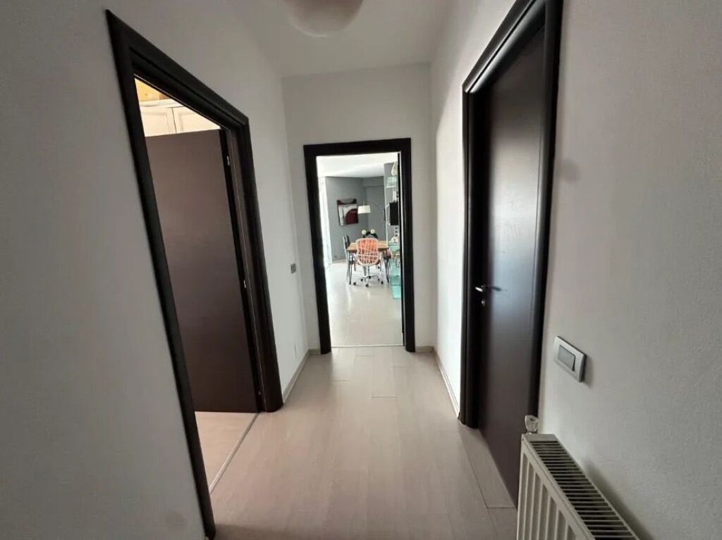 Apartament 2+1 me qera në Komuna e Parisit, Tiranë, 133 m². Foto 2 nga 3