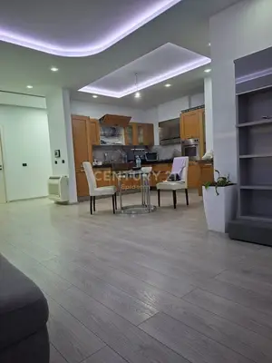 Apartament 4+1 me qera në Rruga Adria, Durrës, 180 m². Foto 3 nga 12