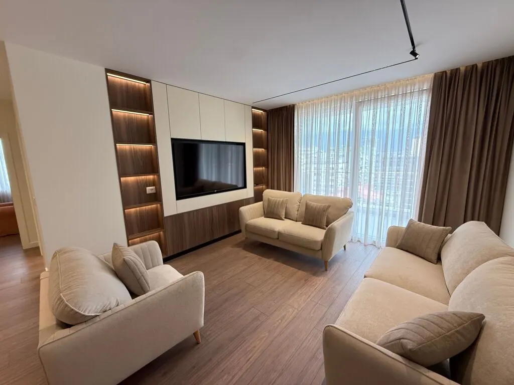 Appartamento 2+1 in affitto a Juridiku, Tirana, 120 m². Foto 1 di 7