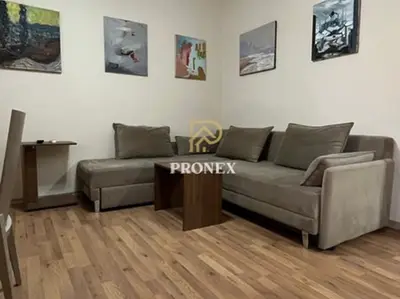 Appartamento 2+1 in affitto a Rruga e Durrësit, Tirana, 90 m². Foto 1 di 10