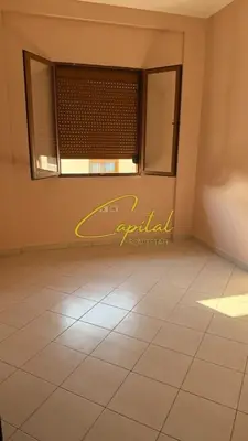 Apartment 3+1 for rent in Kodra e Priftit, Tirana, 105 m². Photo 4 of 5