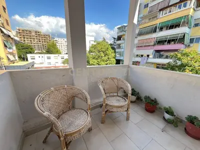 Apartament 2+1 me qera në Bulevardi Zhan D’Ark, Tiranë, 126 m². Foto 9 nga 9