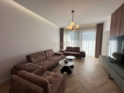 Villa in affitto a Sauk i Vjetër, Tirana, 240 m². Foto 3 di 12