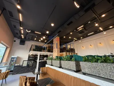 Locale in affitto ad Ish Fusha e Aviacionit, Tirana, 100 m². Foto 4 di 5